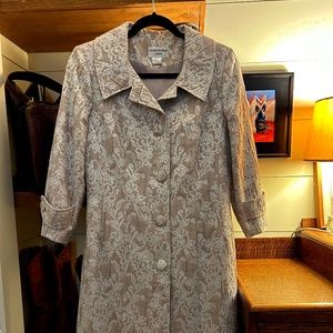 Charles Gray London, Small Beige Patterned Dress Coat